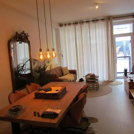 Brand New With Private Terrace, 100m From The Dike In Σπίτι διακοπών